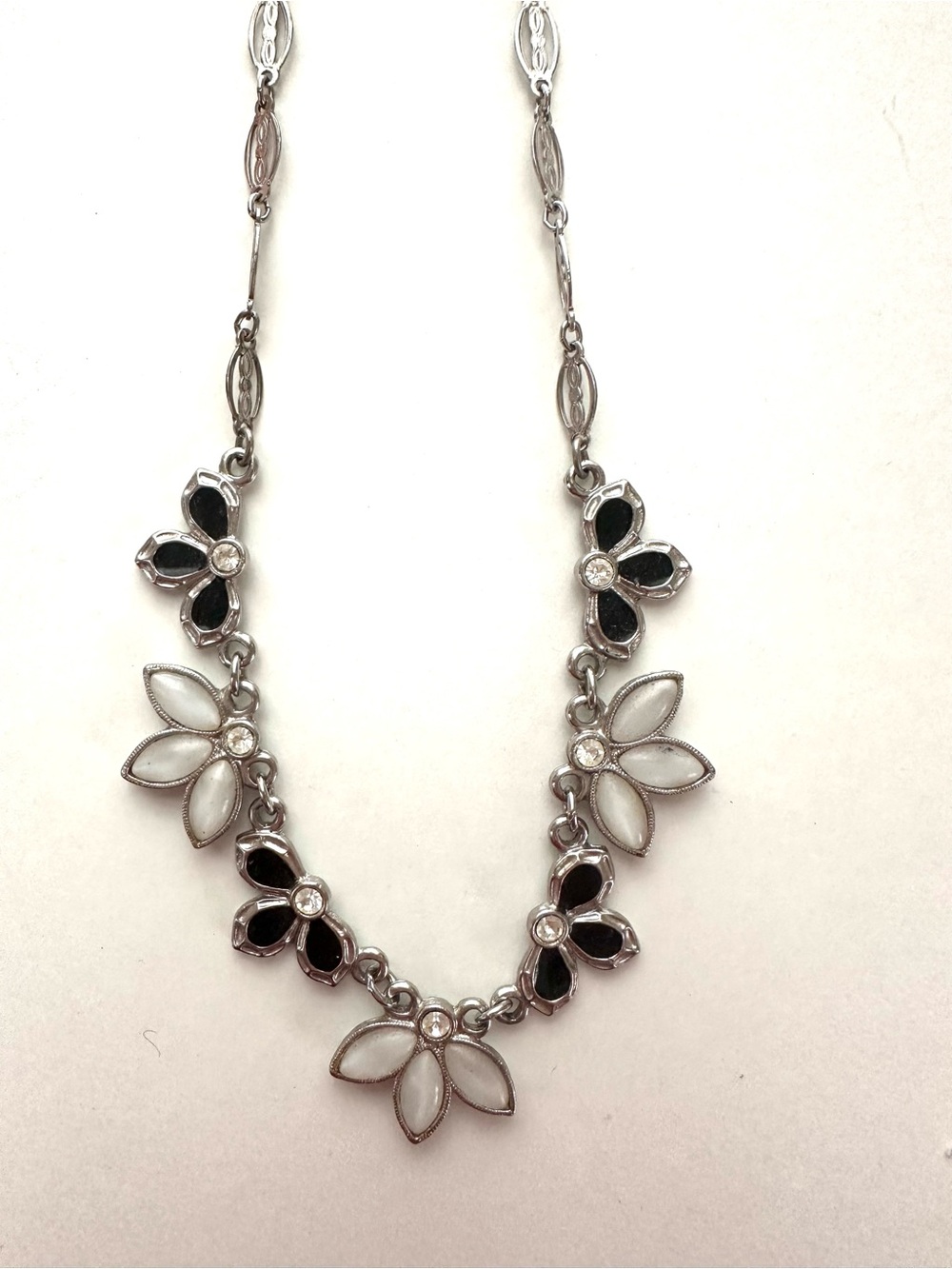 Vintage 1928 Floral Petal Necklace in Black and White - Silver Tone